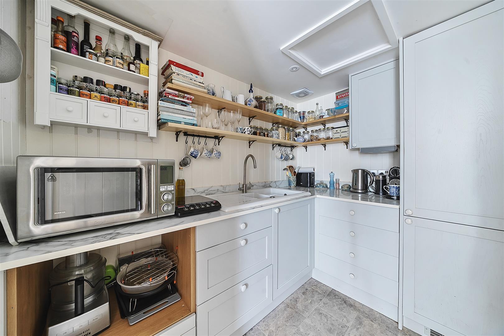 Property Image d8fc103a-b645-40d1-ab63-882748068fec