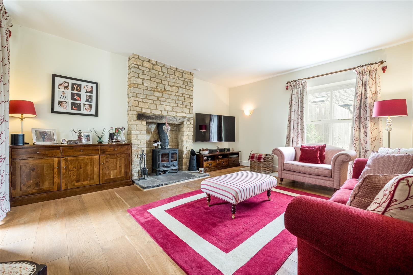 Property Image d905eb15-ffdd-4256-998c-ba6ec51cb2dd