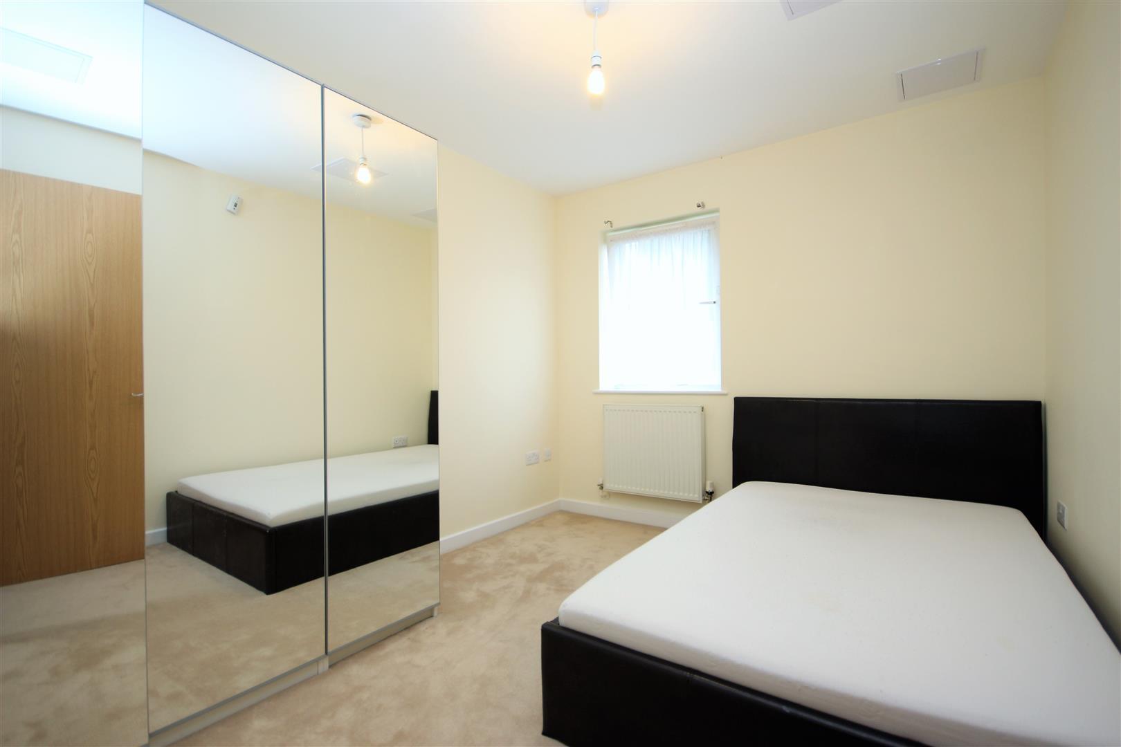 Property Image d90cdbc2-7b6f-40f7-a3b4-f514921296fd