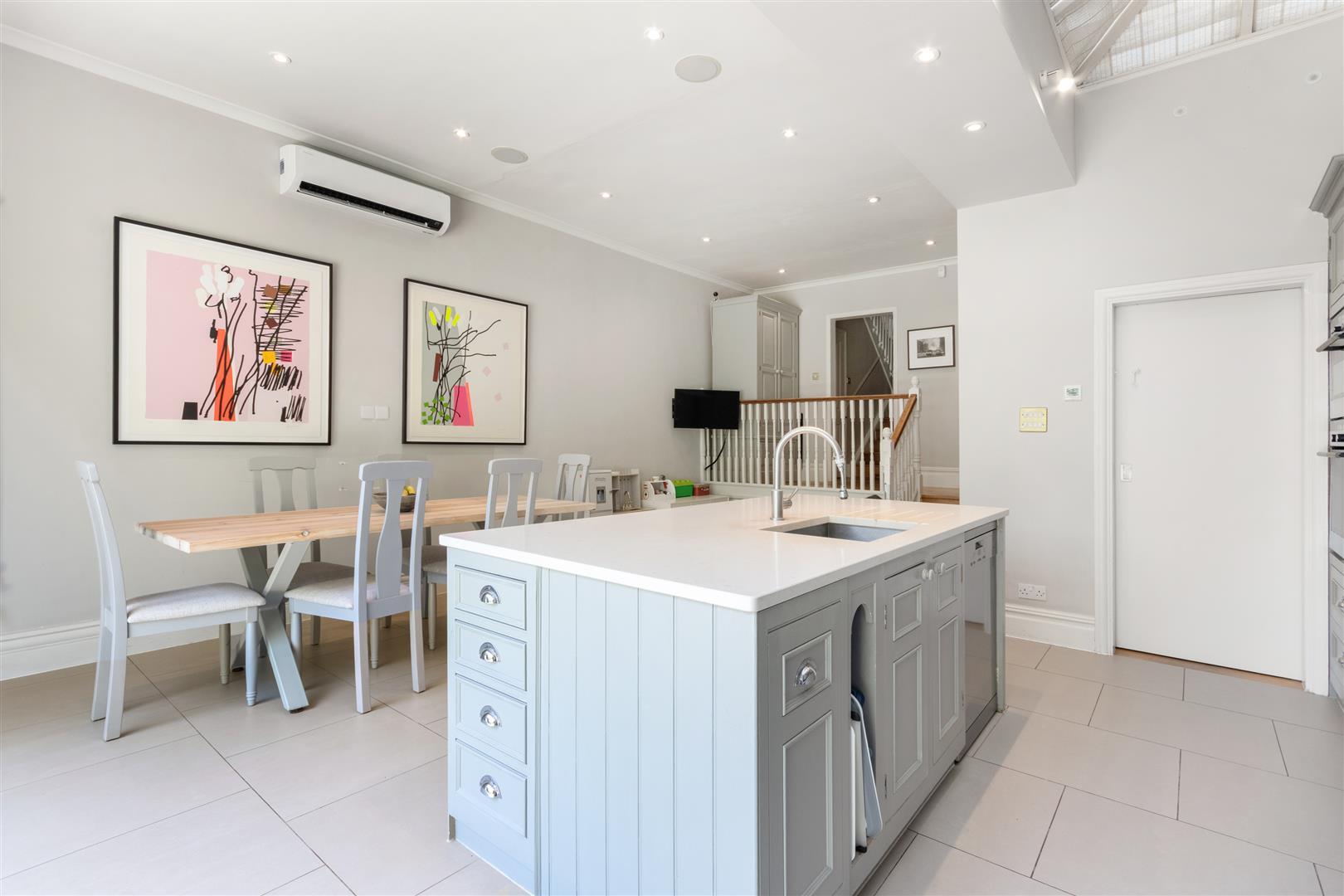 Property Image d90d2b2e-9118-49de-86e8-3994af528a39