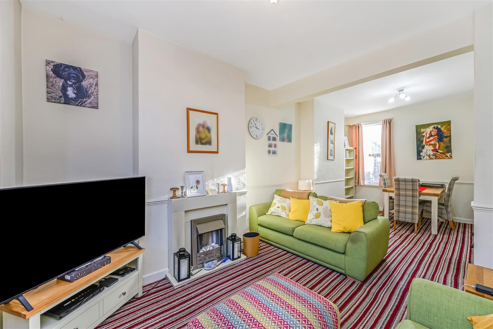 Property Image d9227773-51b0-4ed7-bb97-570c986b11d3