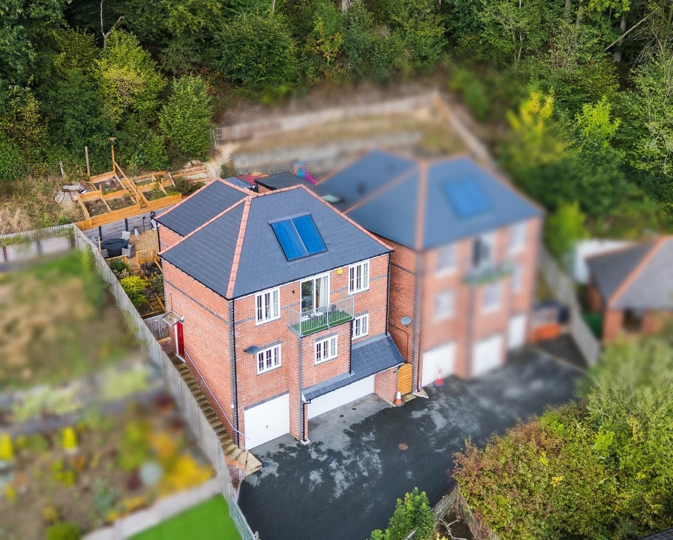 Property Image d92bc9d5-d6c9-46c9-a5e9-abca2dfb8f68