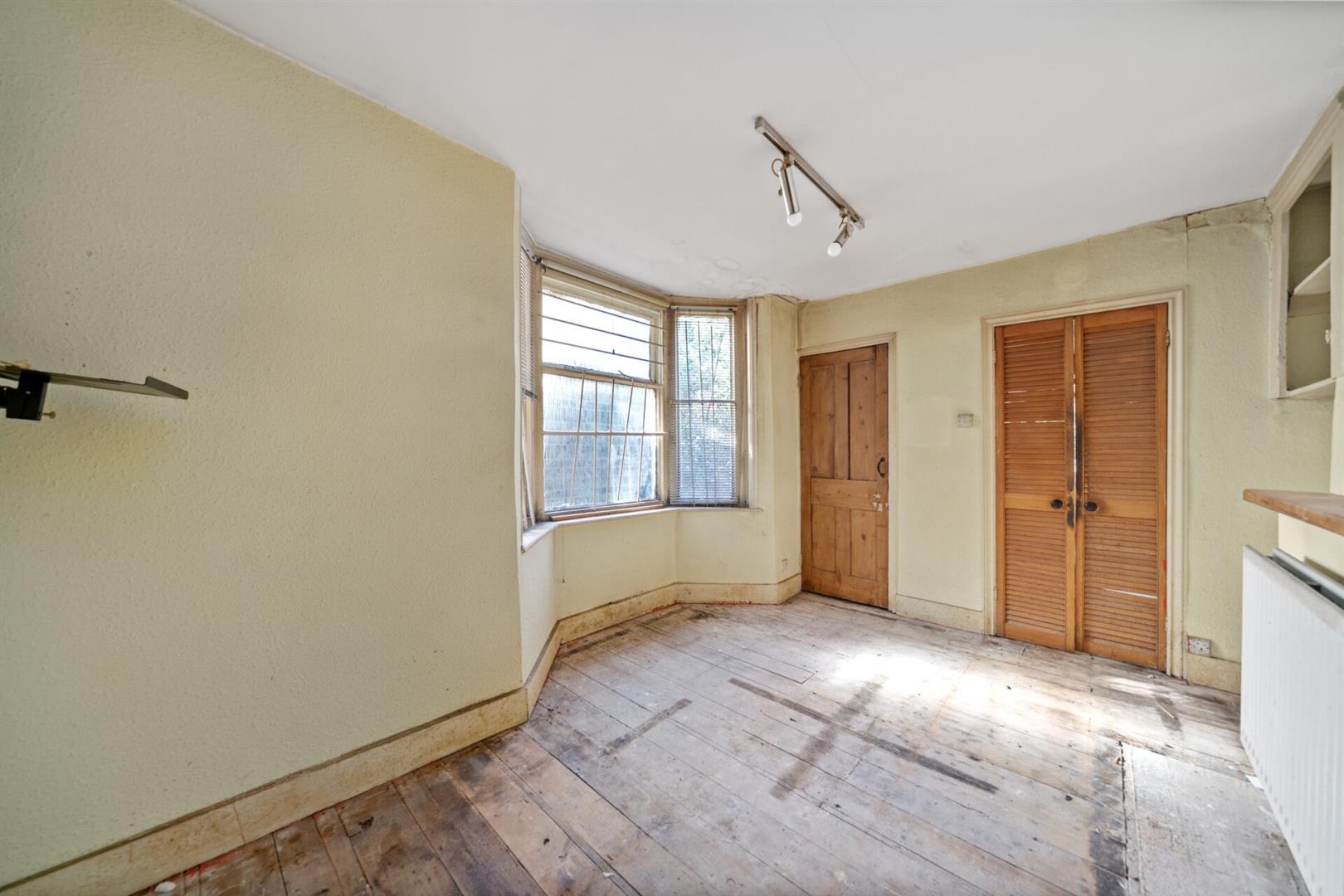 Property Image d92d0dd2-e8ed-48ed-b74d-0fd9a7522785
