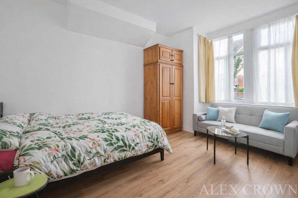 Property Image d92fd581-3462-48f4-8405-025142968f64