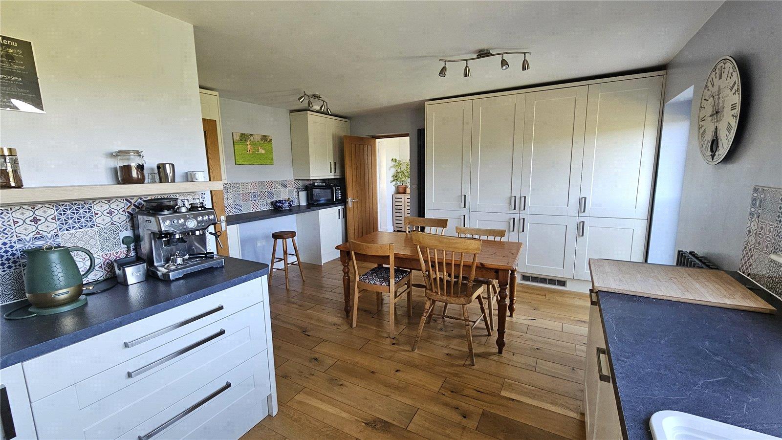 Property Image d9372b2e-831b-4323-b2d4-8aca879122d1