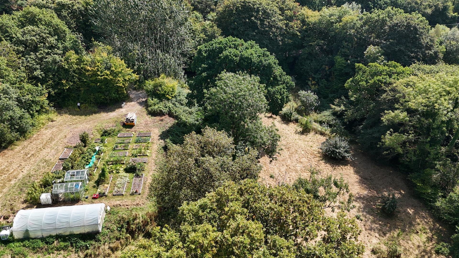 Property Image d93a69de-e762-4c1c-9f84-58c806722c92