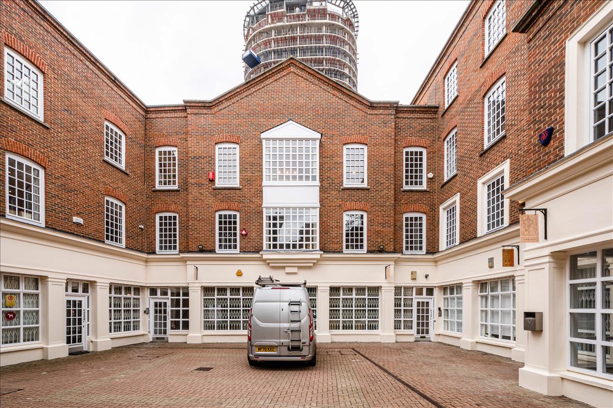 Property Image d945e98d-df60-4f9e-a28a-2988d3e22eb8