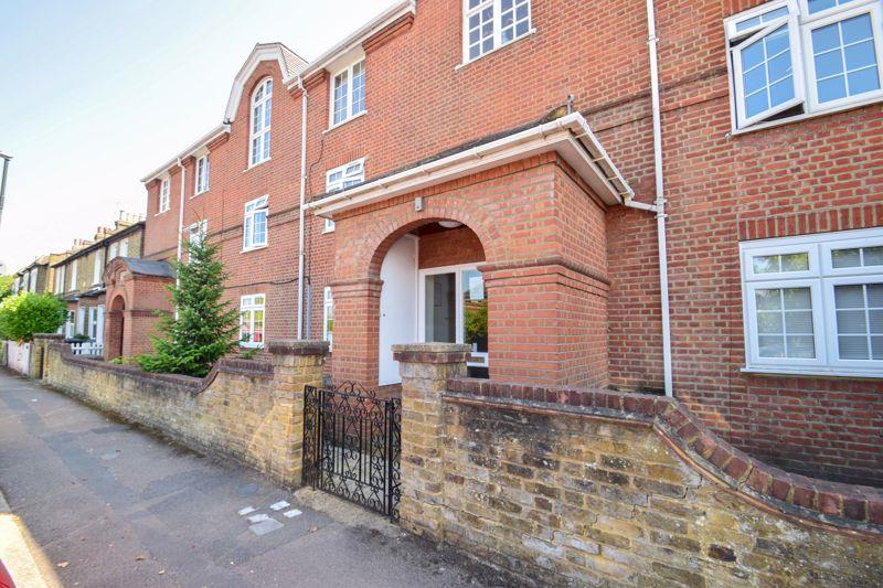 Property Image d952cbd9-618d-4e97-aa79-da27b07f8c68
