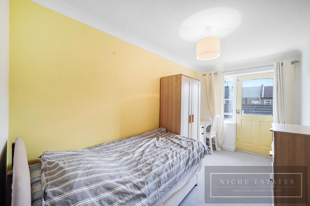 Property Image d95b28cd-7f4c-4398-a009-1784d266269e