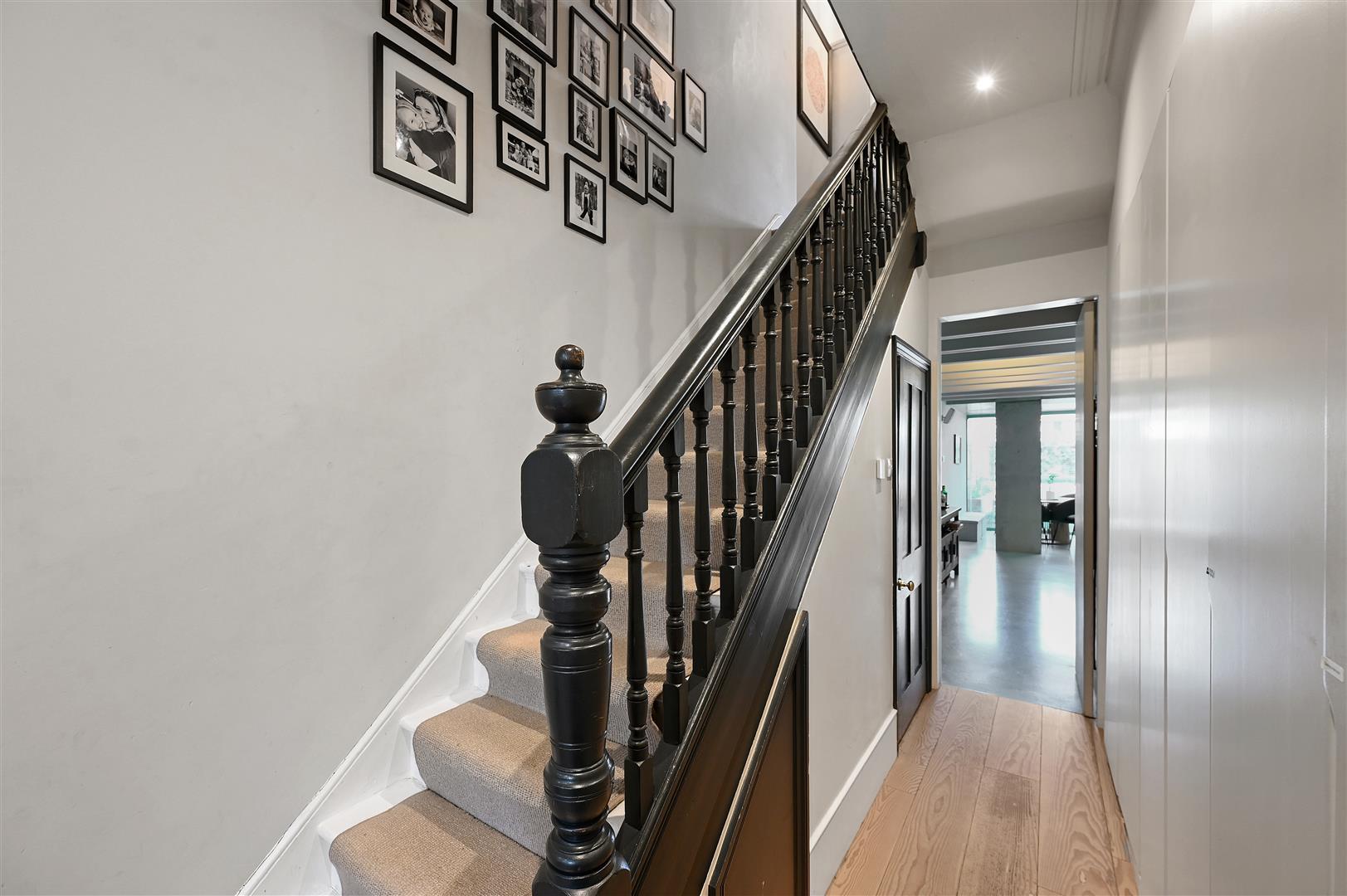 Property Image d9625faa-bb5d-450b-aa31-16dcfd3dc24f