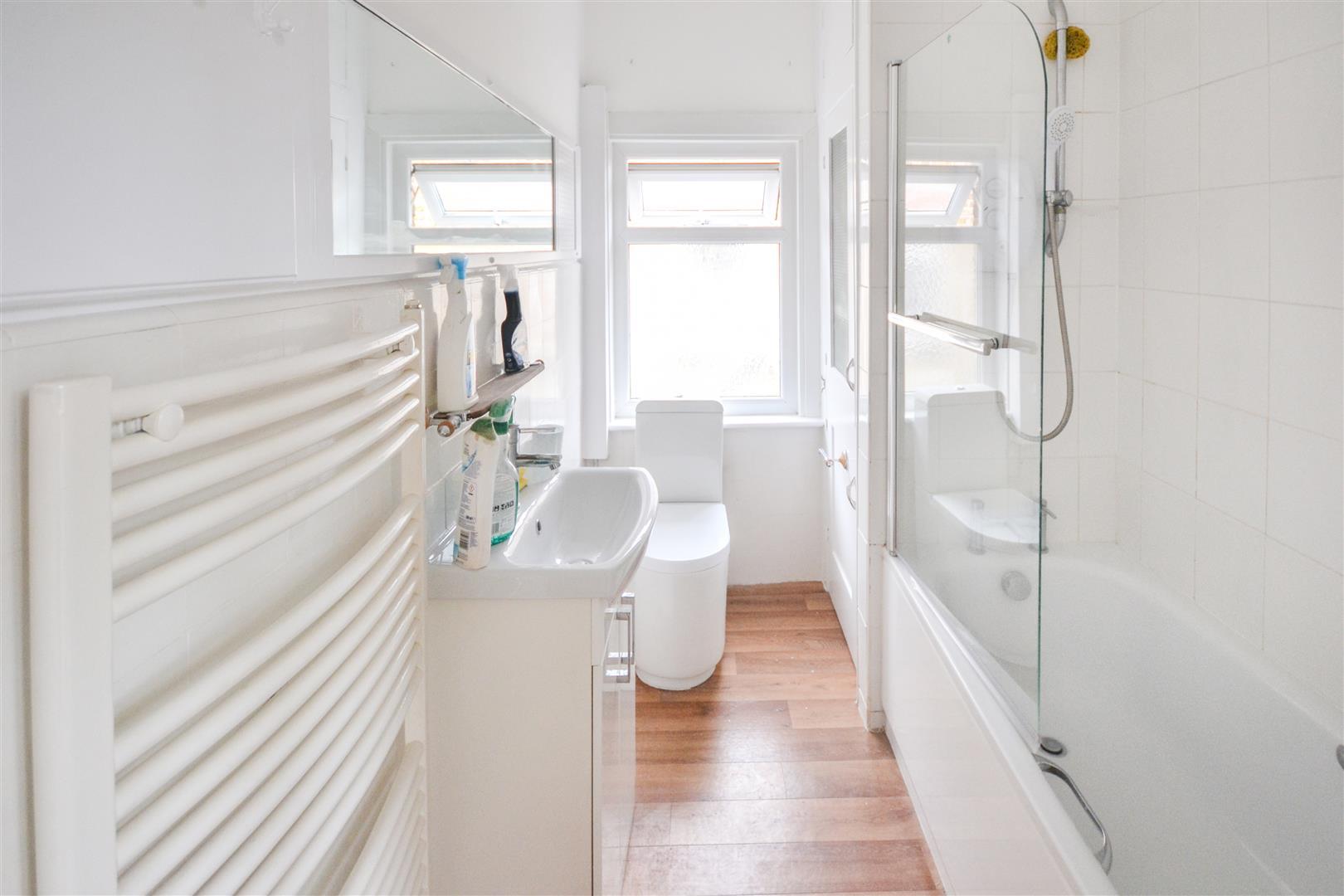 Property Image d97a21ad-84f0-49b9-a0a2-4e2039271181