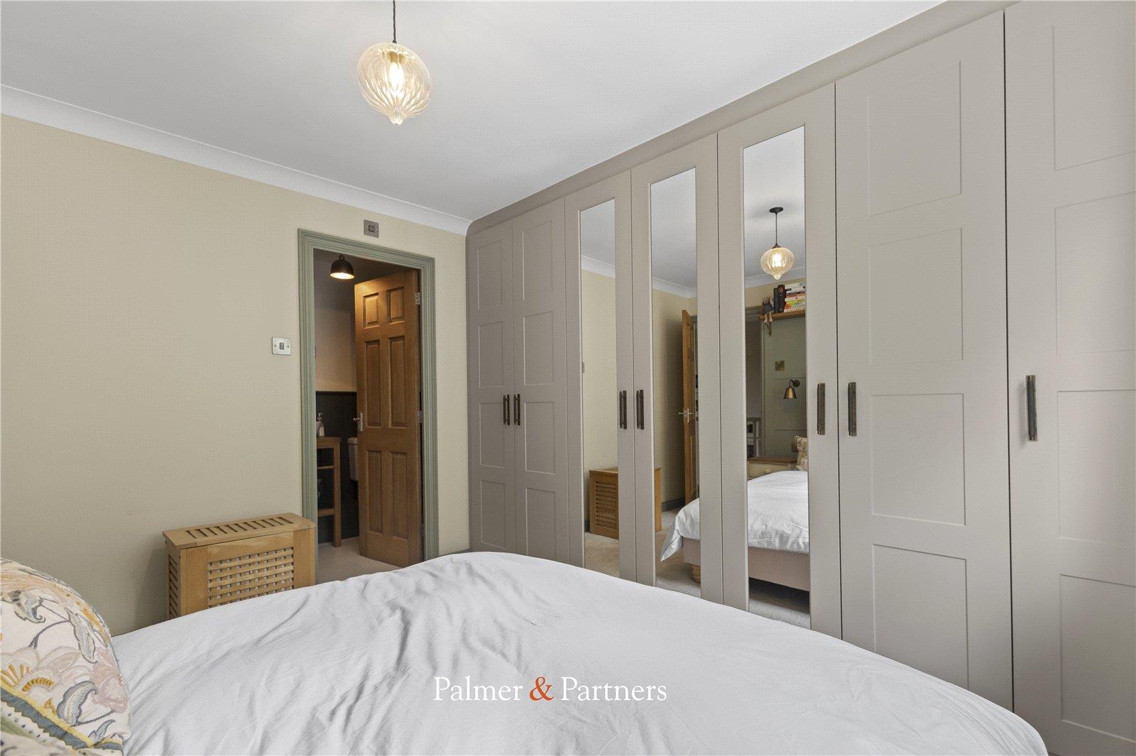 Property Image d984a325-7f99-4036-b5b8-5b861dc2402c