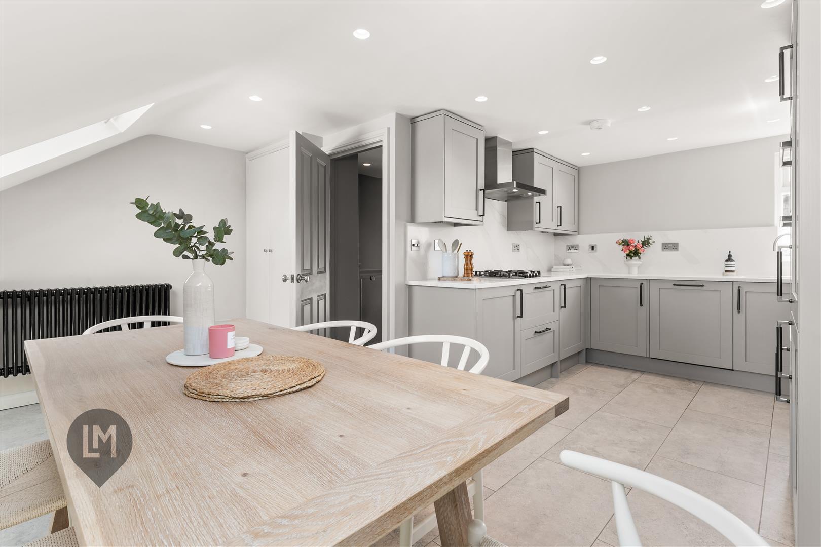 Property Image d989184d-e161-4ed9-a0d7-31e7d3e18067
