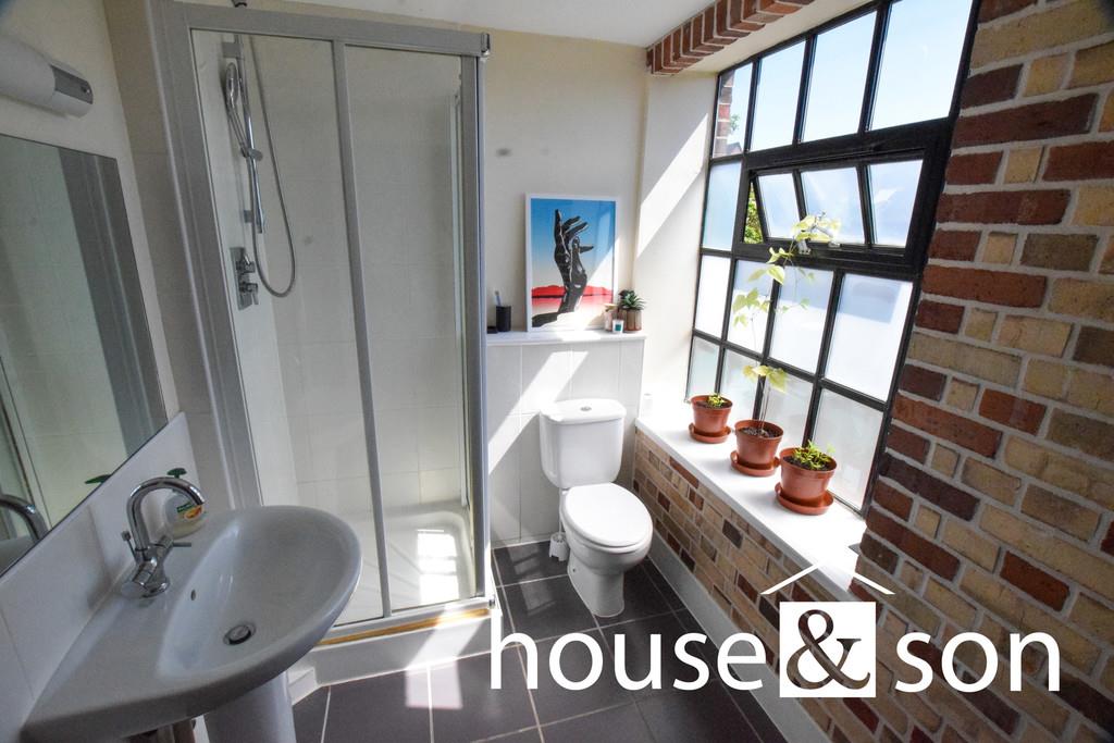 Property Image d99da99f-390a-4332-9163-f715bffa8b16