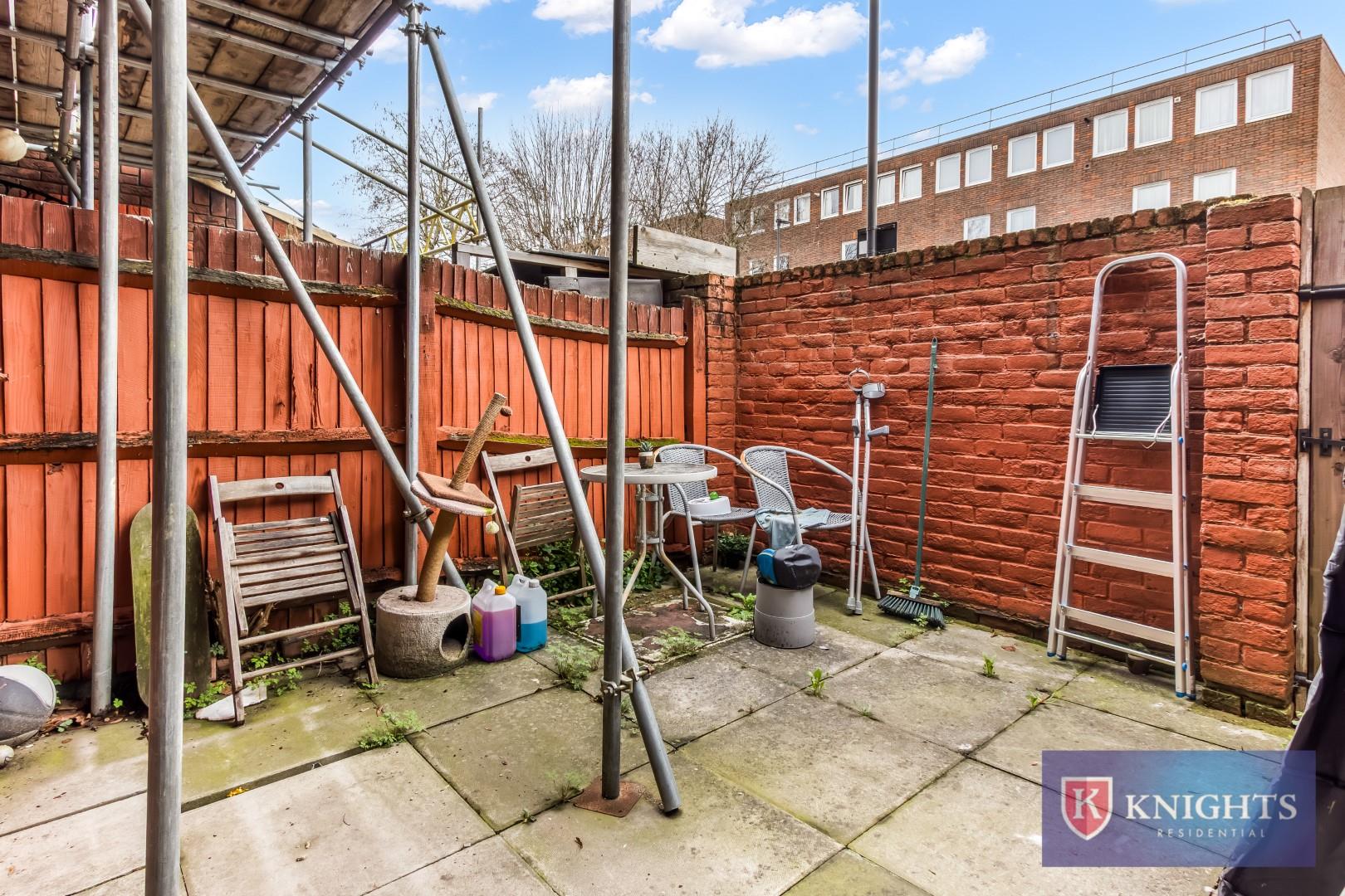 Property Image d9a08ab5-fc86-4987-9d8f-e482a62e3a0b
