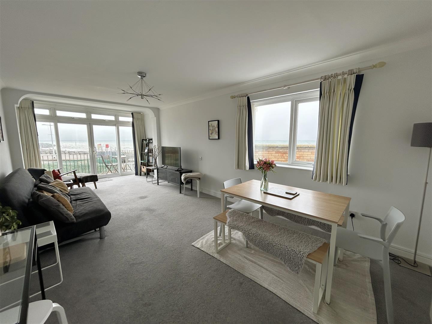 Property Image d9baa8f9-f9e6-4ec4-b93b-4d6d5f85a652