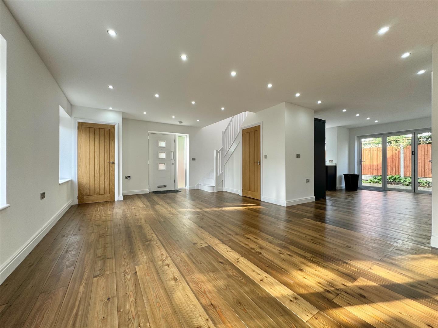 Property Image d9c96e36-4d4a-4880-ae53-3b9b4eaa0c75