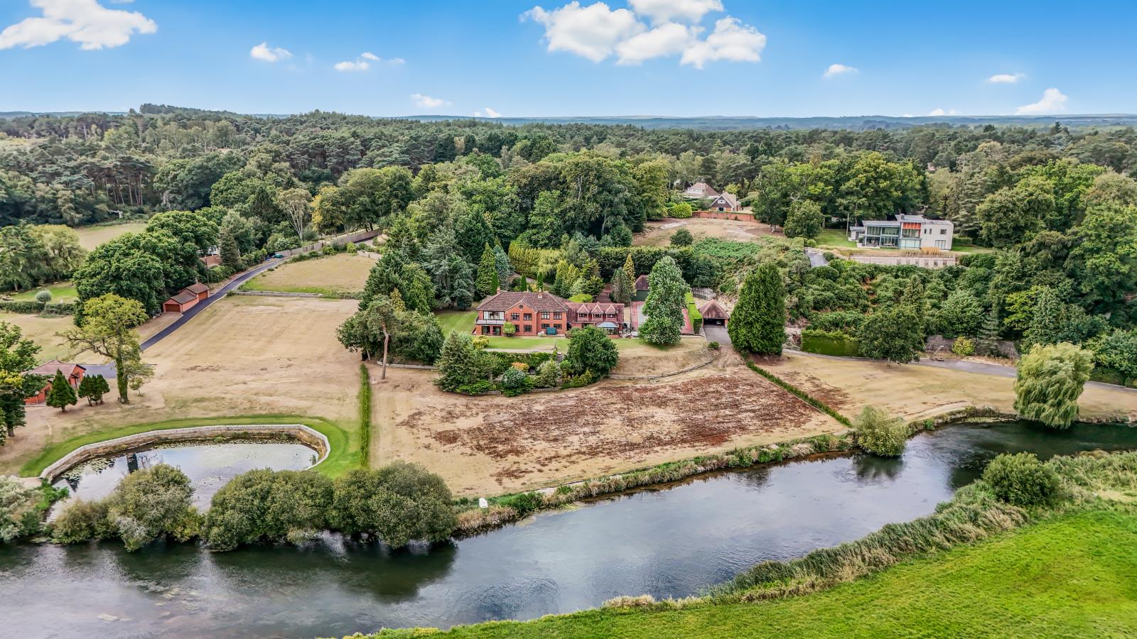 Property Image d9cfdb5b-f39d-4af4-ab18-24a6ffa60adc