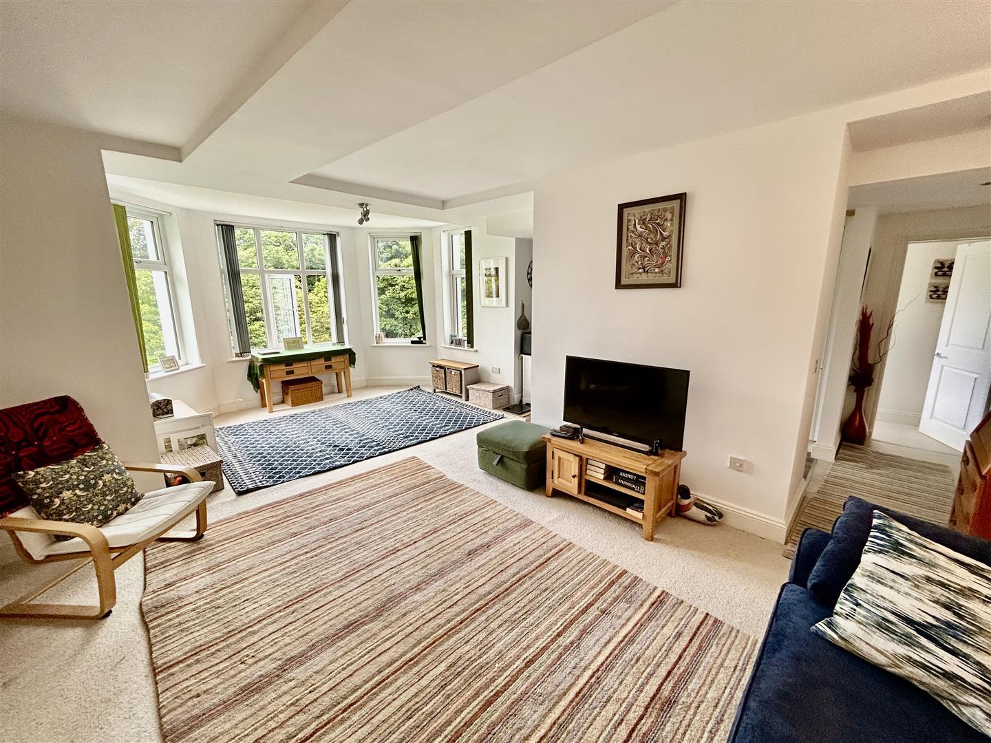 Property Image d9d85d9a-866a-4a07-82dd-1801f48160a2