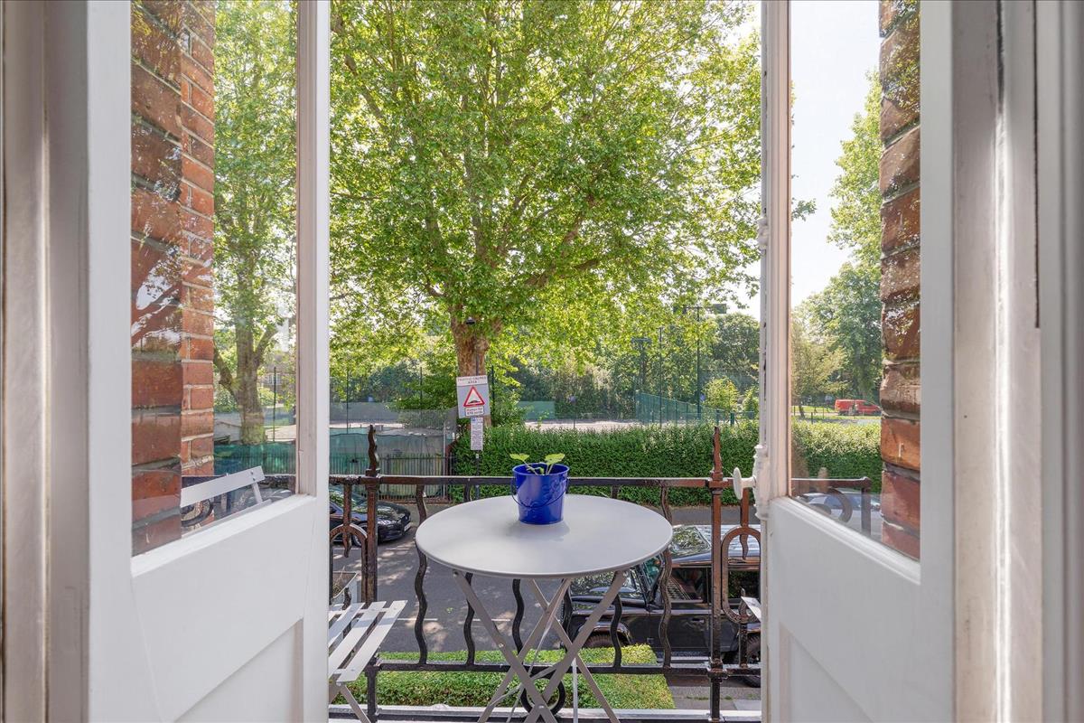 Property Image d9ec3a5d-89e4-46cd-bf4b-f0100091f450