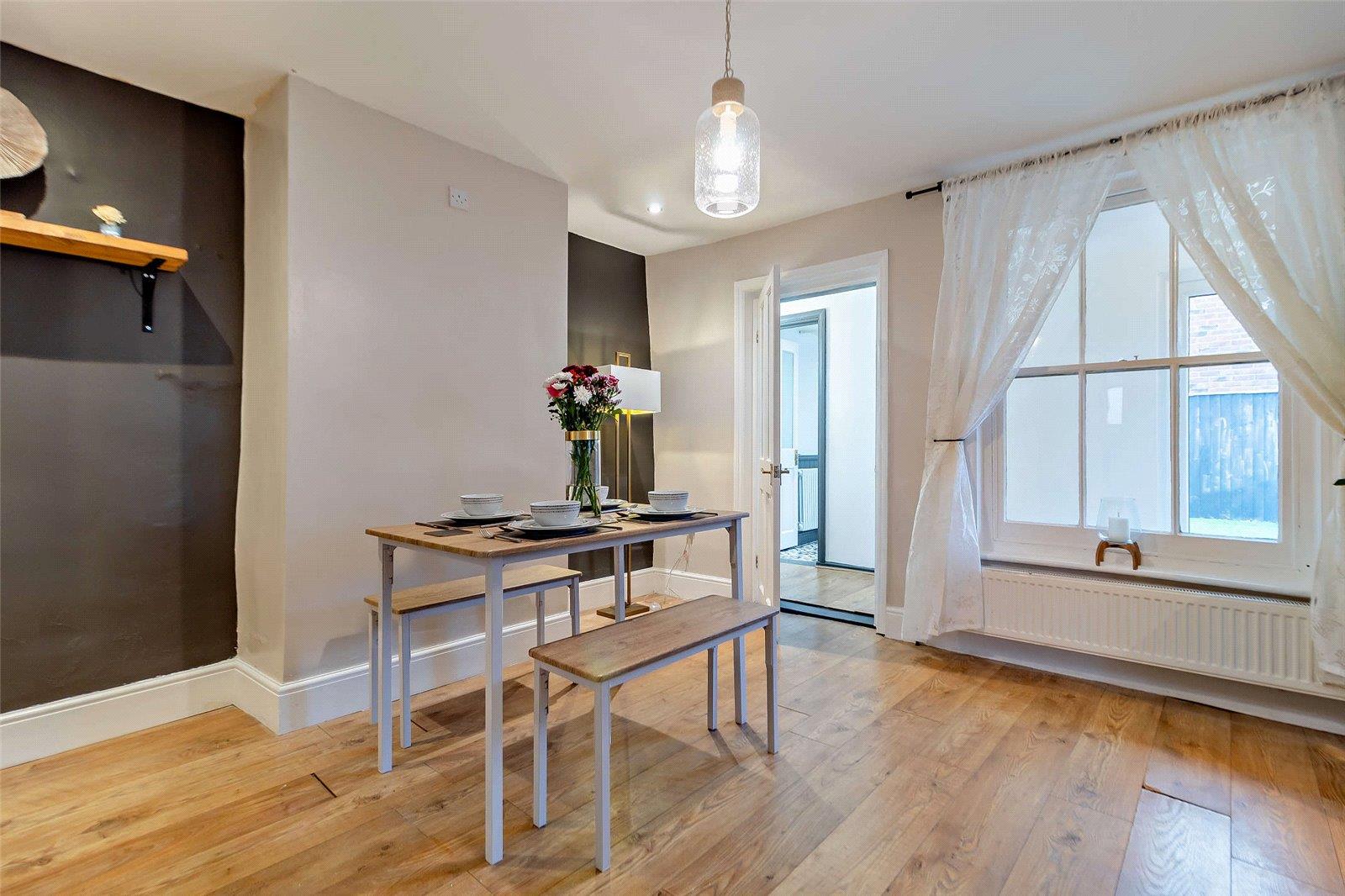 Property Image d9ecdafd-f008-442d-bf0a-adde32e57d1c