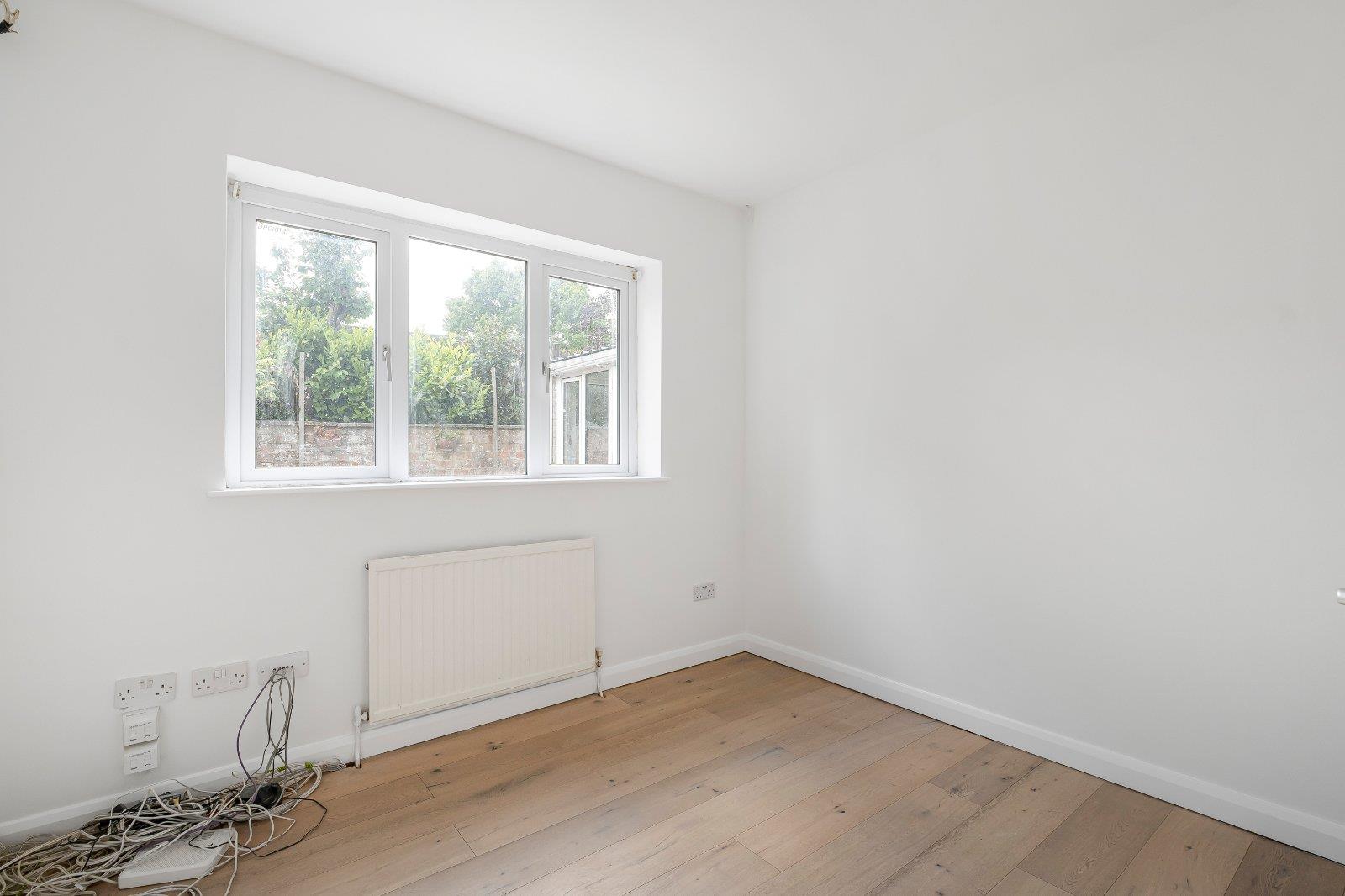 Property Image d9eeb48f-d2c7-40f8-9b2d-69e88ab93d1d