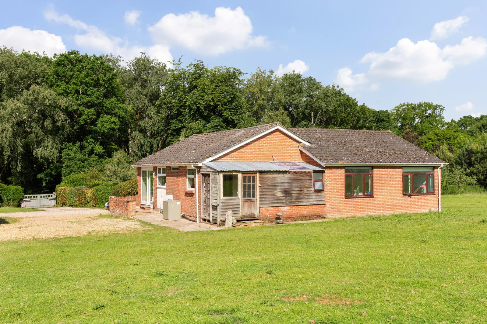 Property Image d9ef5ba7-8b00-4972-923d-35a59c1e15e1