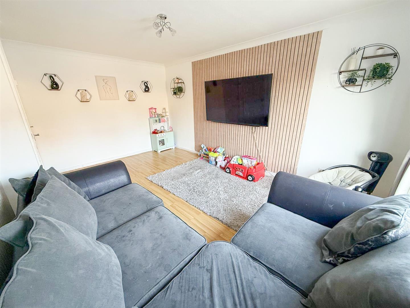 Property Image d9ffb612-3ff8-44c1-984d-3d92dc86fe60