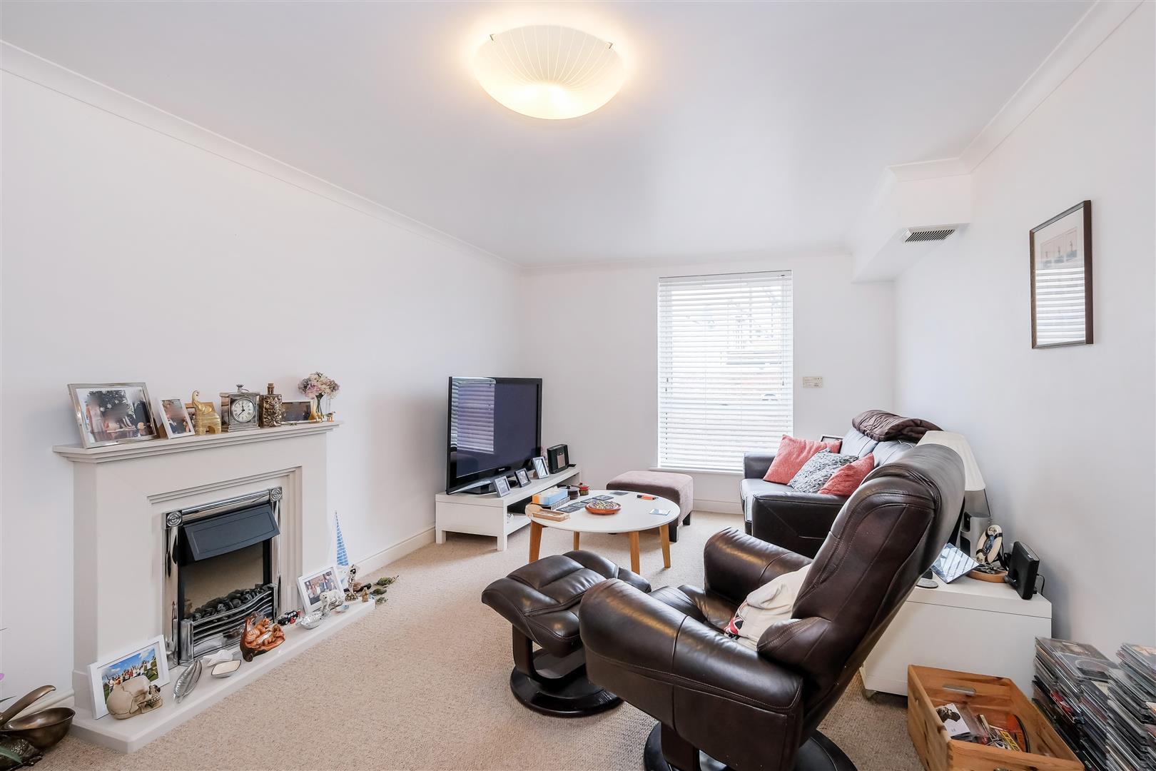 Property Image da2ef3b5-6b57-40e8-9f8d-65474d8f7771