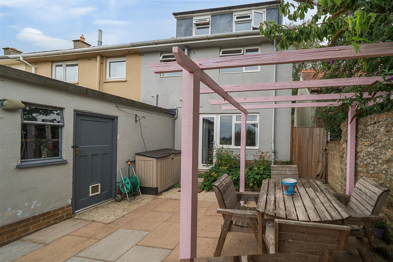 Property Image da44d198-6cd0-4db1-b538-17891e2a41ac