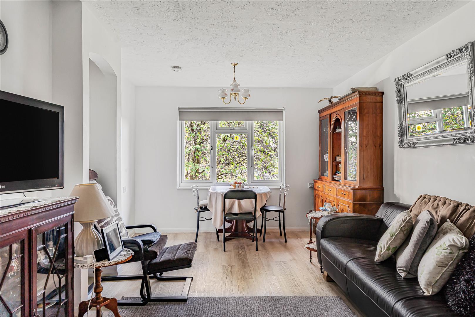 Property Image da44fae7-b8c3-4816-a9fd-9d73d84df8cc