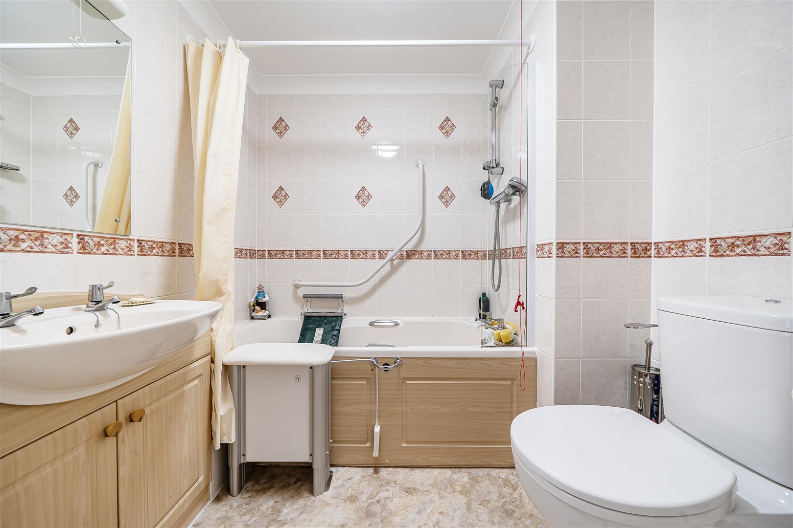 Property Image da592385-c5d2-4e98-ae63-10e559c94df4