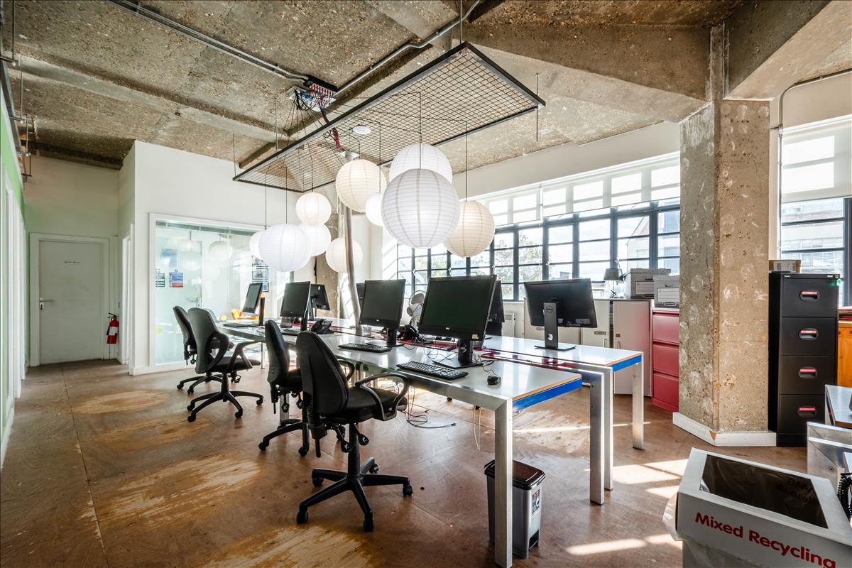 Commercial office 