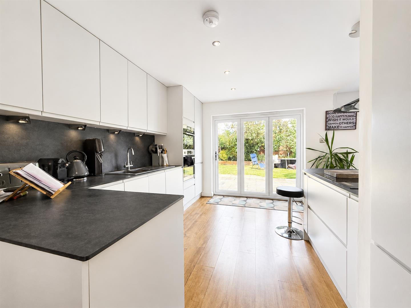 Property Image da73e0d9-25a7-4687-833e-72b5c02436dc