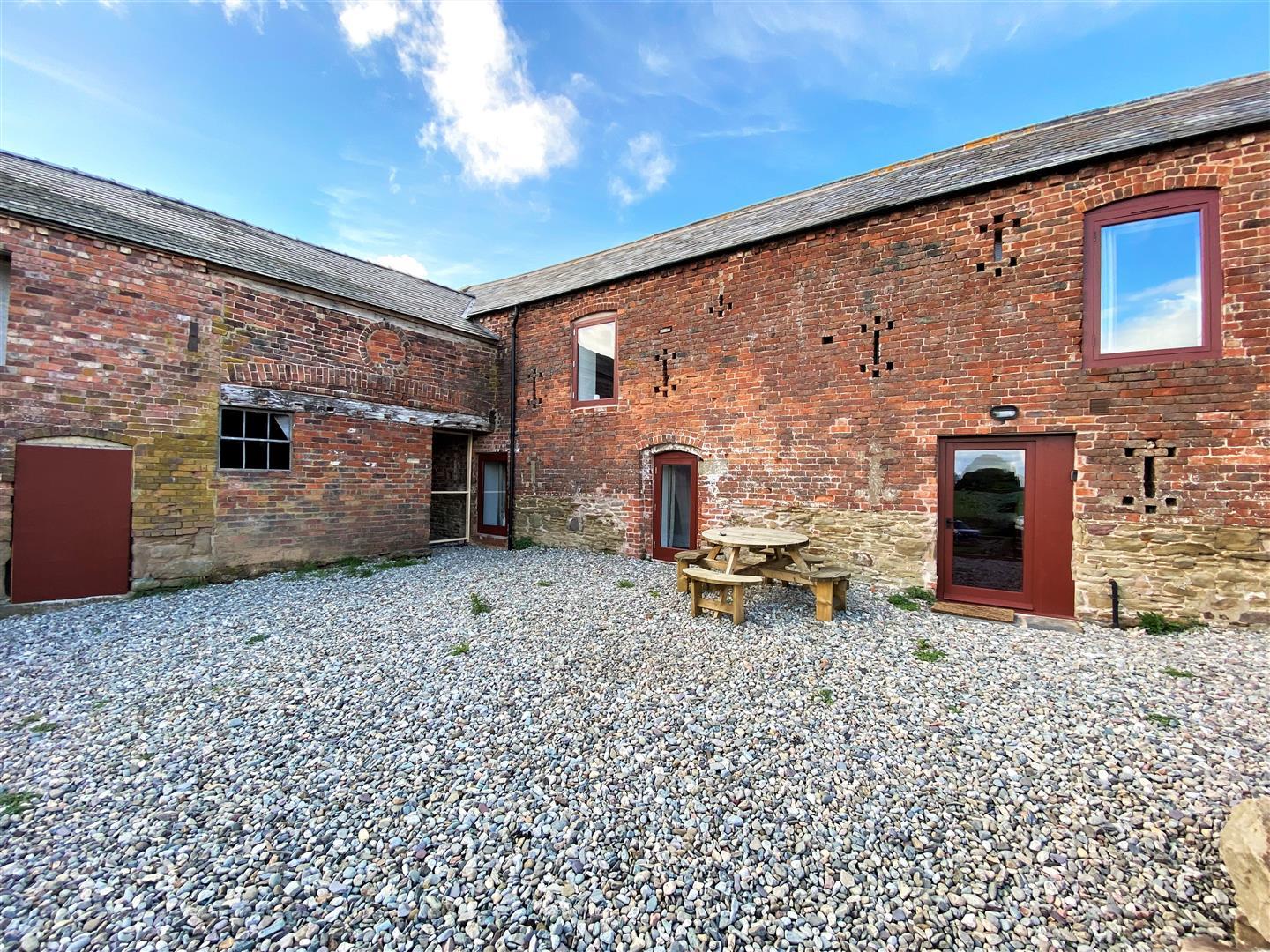 Property Image da8884e8-b04f-40cb-a314-ce8cb2ead132