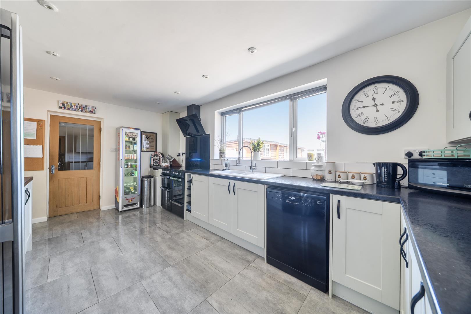Property Image da98c9ee-8e2e-4f7a-ab78-db7b3c5437e5