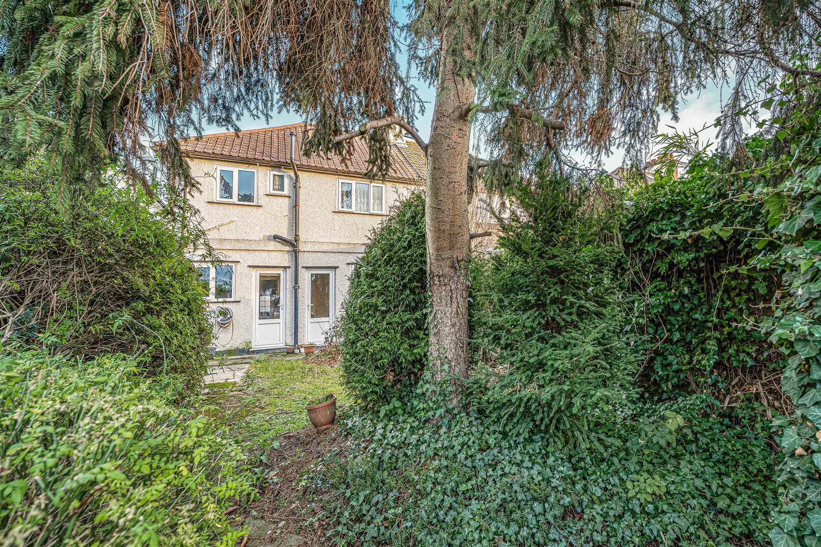 Property Image da99f8e4-f155-4045-8b25-48193bcae7ba