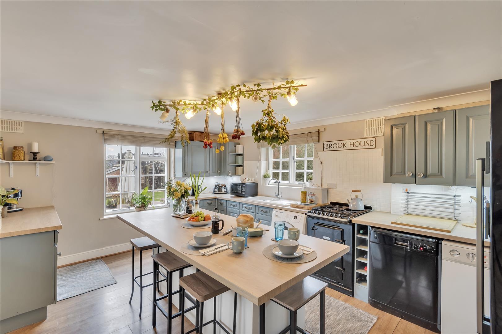 Property Image da9d252b-1c4e-4189-8dc0-090ac9f8584d