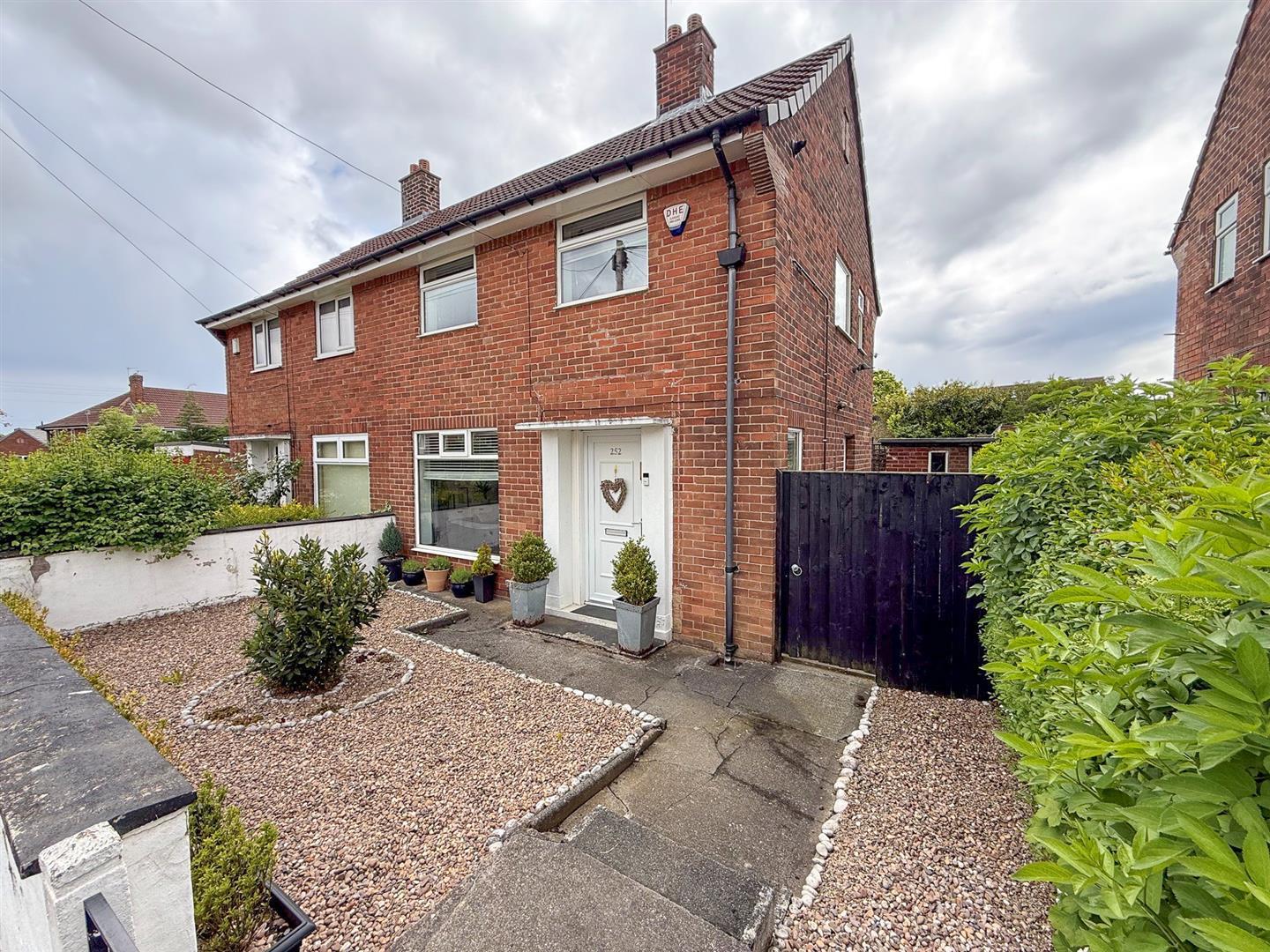 Property Image da9e1780-47e5-4aff-bfee-7fbf8b2dd592