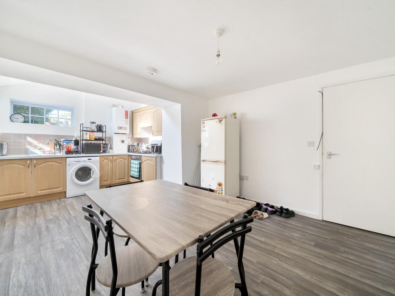 Property Image dab3c3dd-f627-4298-ad44-49bb713ad05f