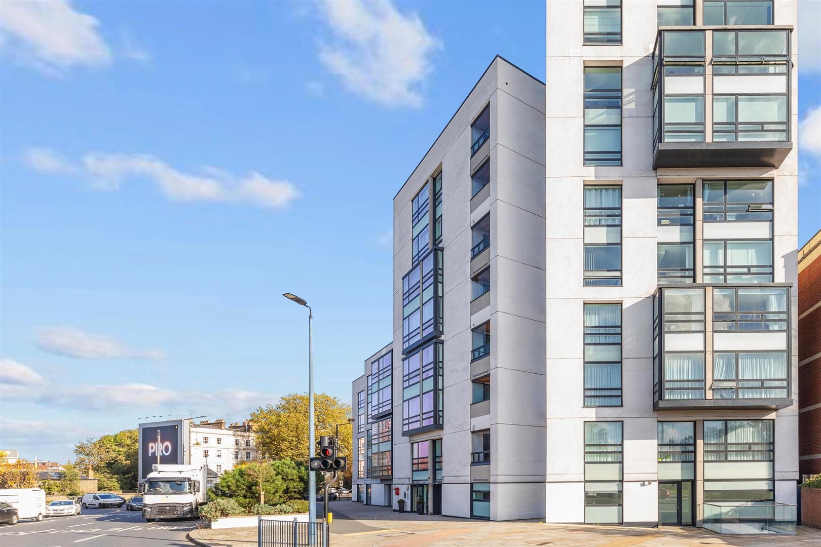 Property Image dab47892-0b29-4e26-9438-cfa0ffec63f3