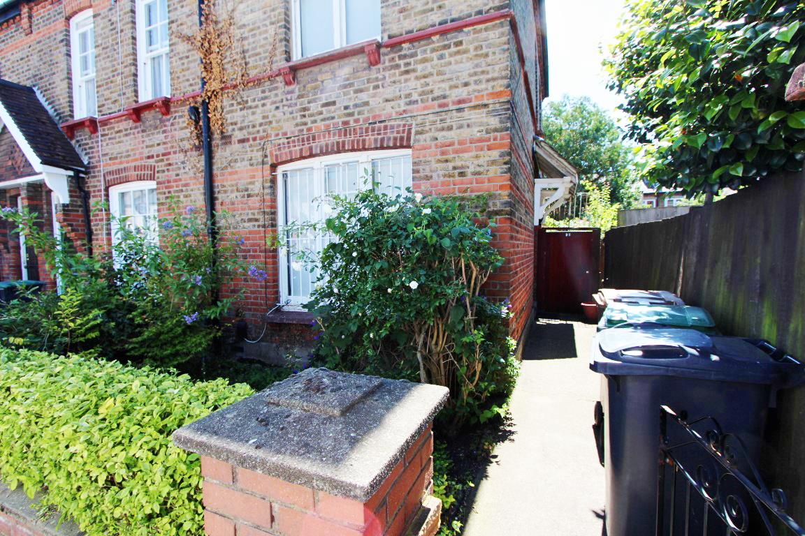 Property Image dabfc24e-2e42-46ed-b0d7-e556362a94a7