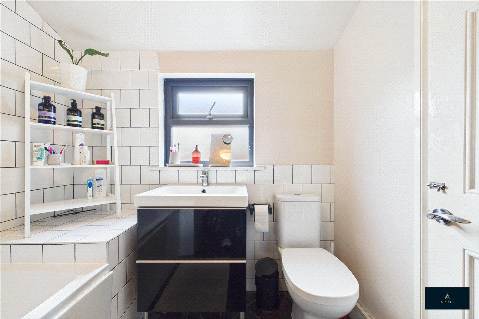 Property Image dac6fdee-3eb7-42ae-ac61-bc08da00362c