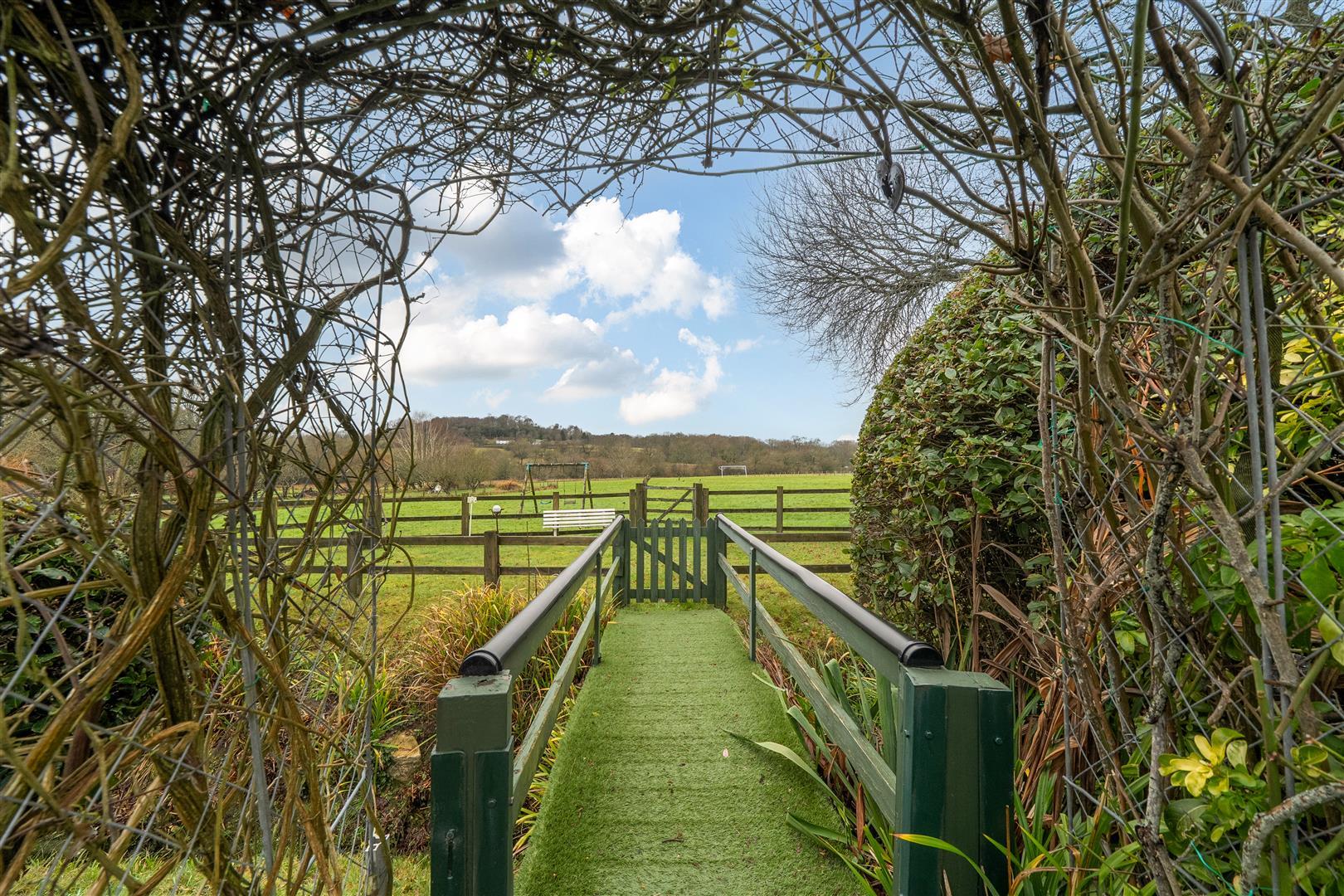 Property Image daf86ef6-b7b4-40f8-b9b8-aceee0f40301