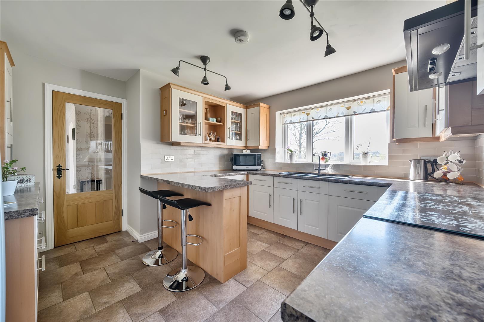 Property Image db0af50b-b0bb-46be-aeda-10d83c496b6f