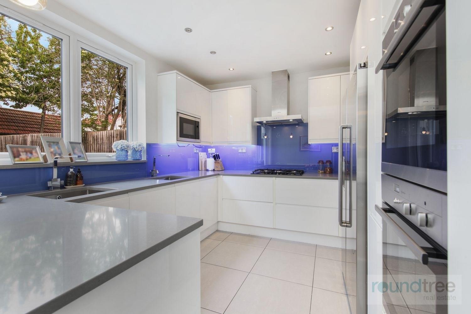 Property Image db10f684-cd79-48dc-8cb3-34c860286cf8