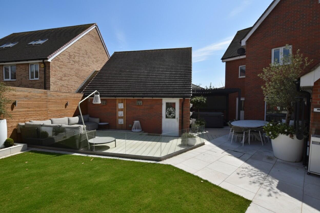 Property Image db38a8b2-d25e-476c-972e-e79cb11bbef8