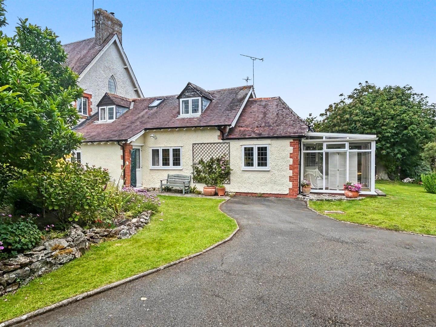 Property Image db3fe287-cbe0-46fd-a365-7751b9088940