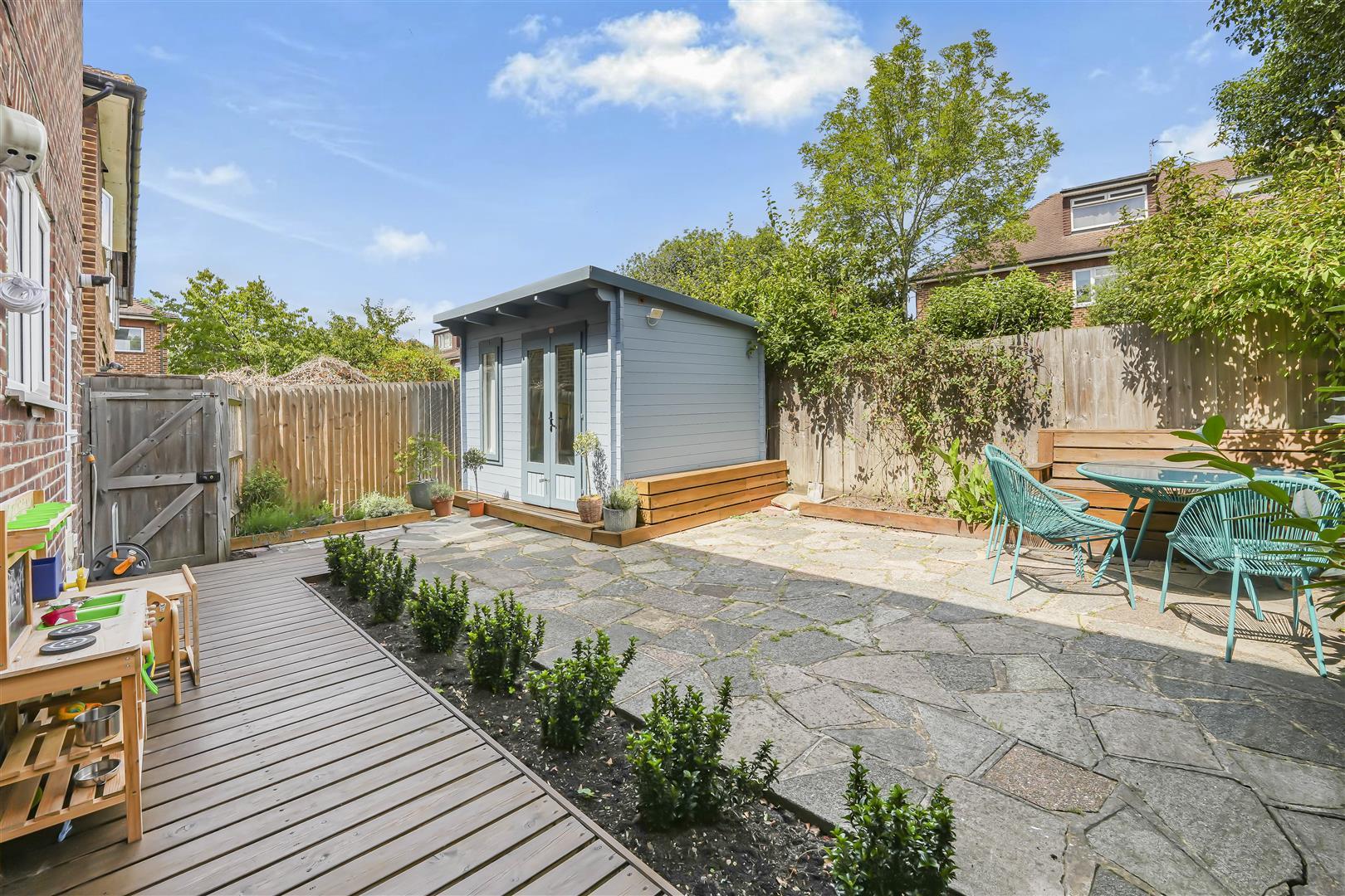 Property Image db4ddebf-a15b-4e8b-89fd-3001f40ed638