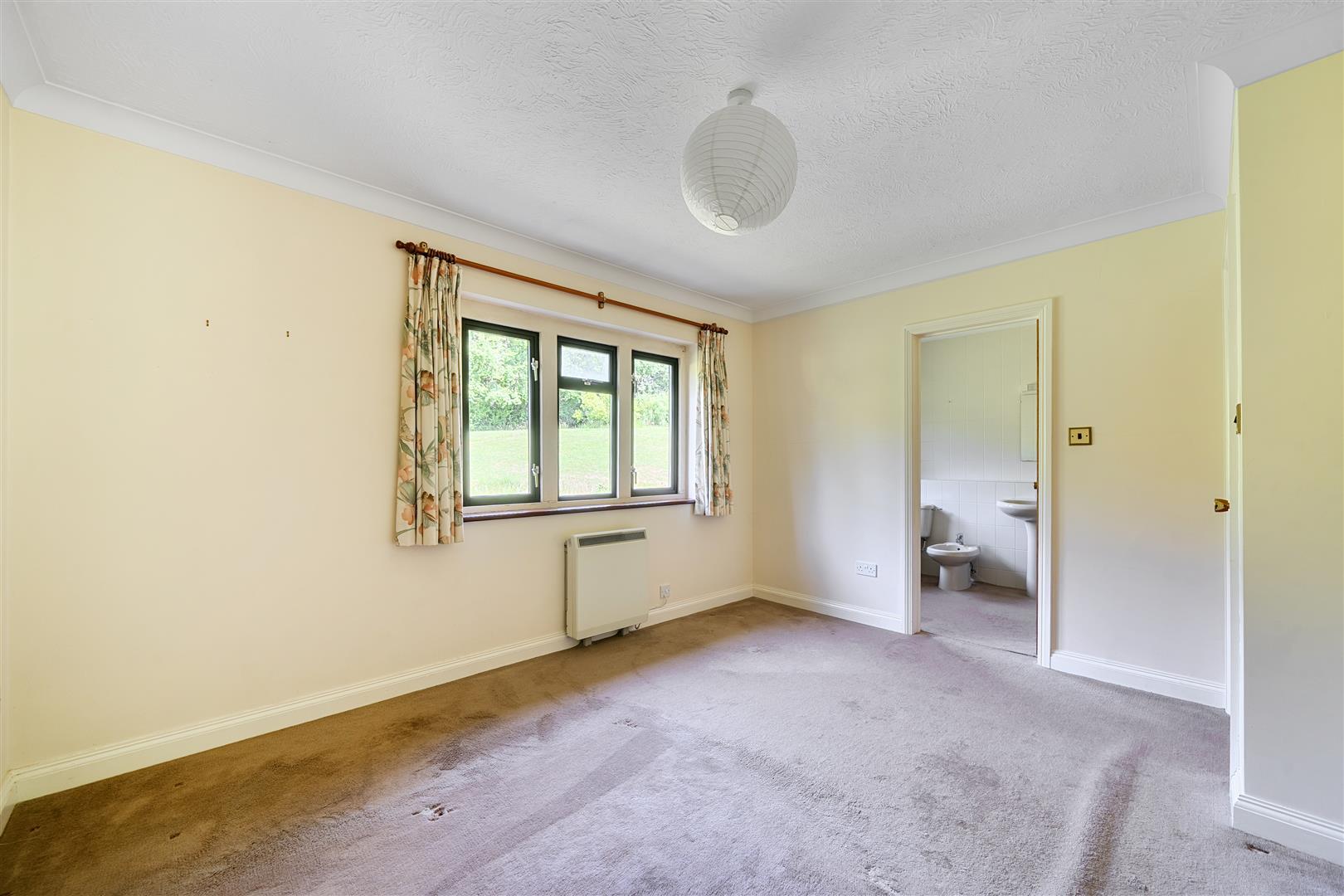 Property Image db60c2ee-8937-42d5-843e-3c51d06b81e3